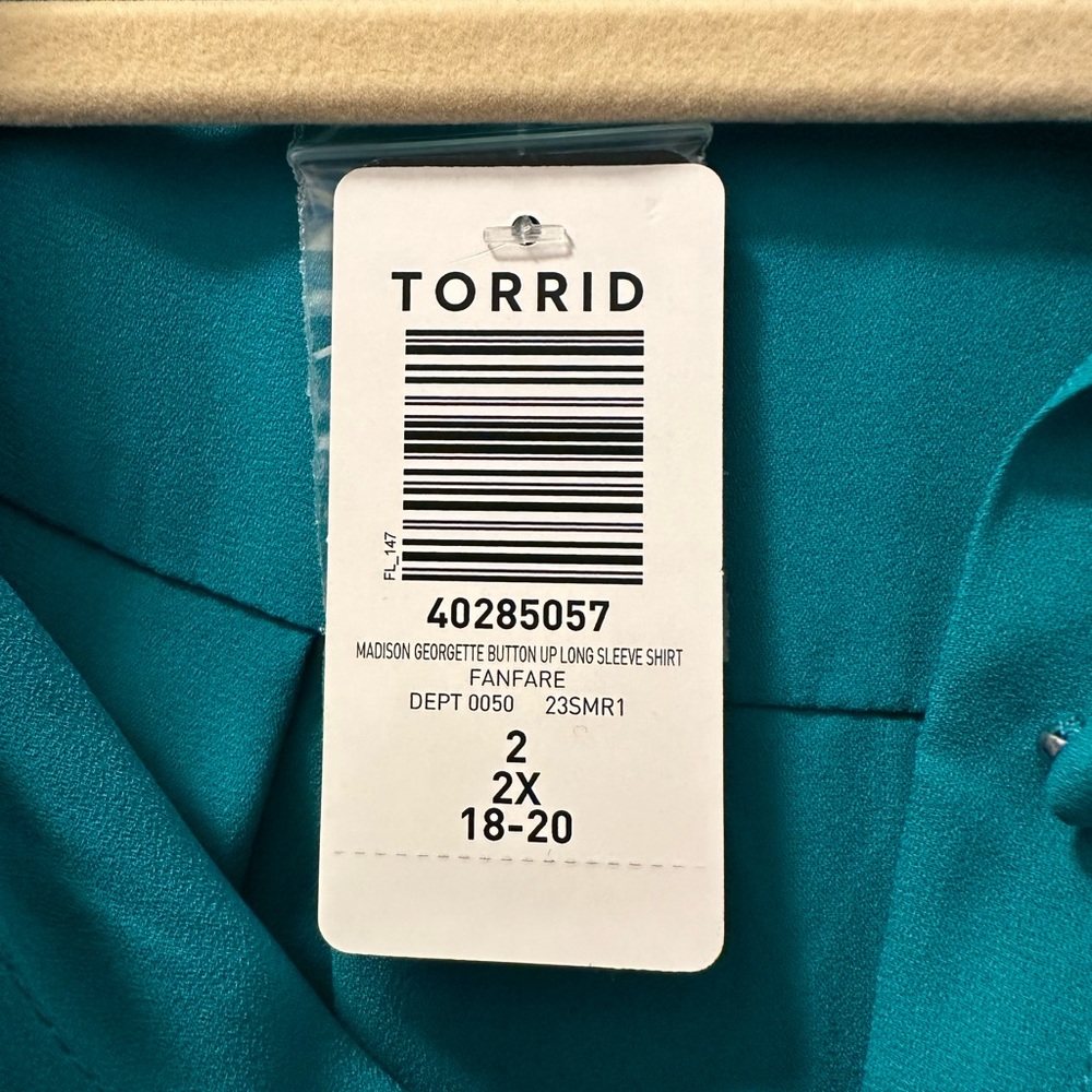 Blouse - Picture 3 of 4